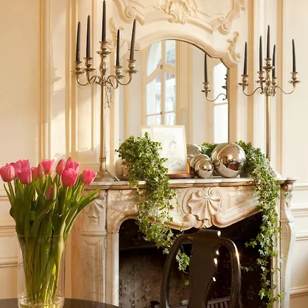 Bed & Breakfast Chateau De La Marine 4*