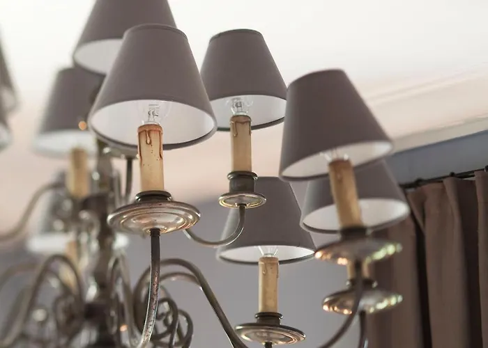 Chateau De La Marine Oda ve Kahvaltı 4*