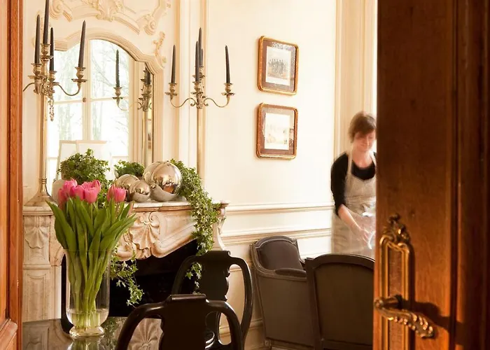 Oda ve Kahvaltı Chateau De La Marine 4*