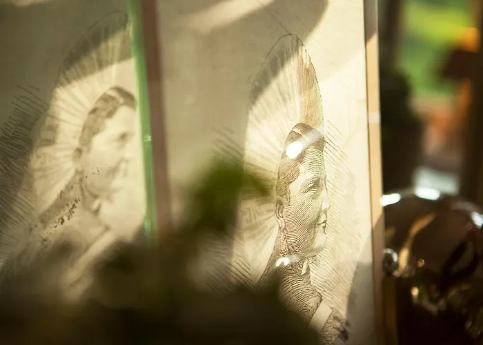 Chateau De La Marine Oda ve Kahvaltı 4*