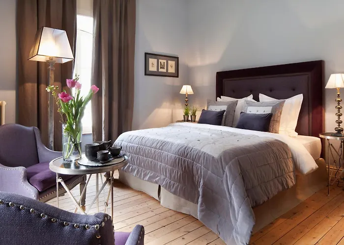 Chateau De La Marine