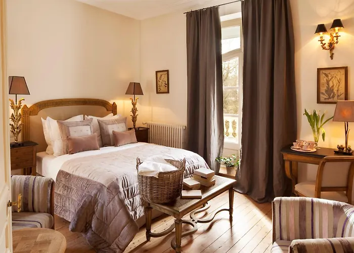 Oda ve Kahvaltı Chateau De La Marine