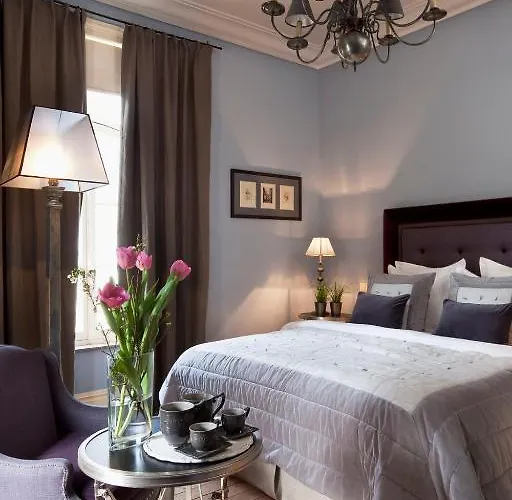 Chateau De La Marine